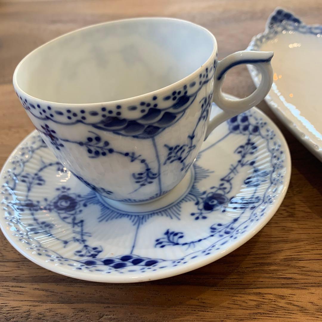 ロイヤルコペンハーゲン ブルーフルーテッド フルレース