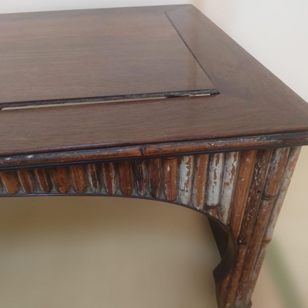 竹を貼った座卓