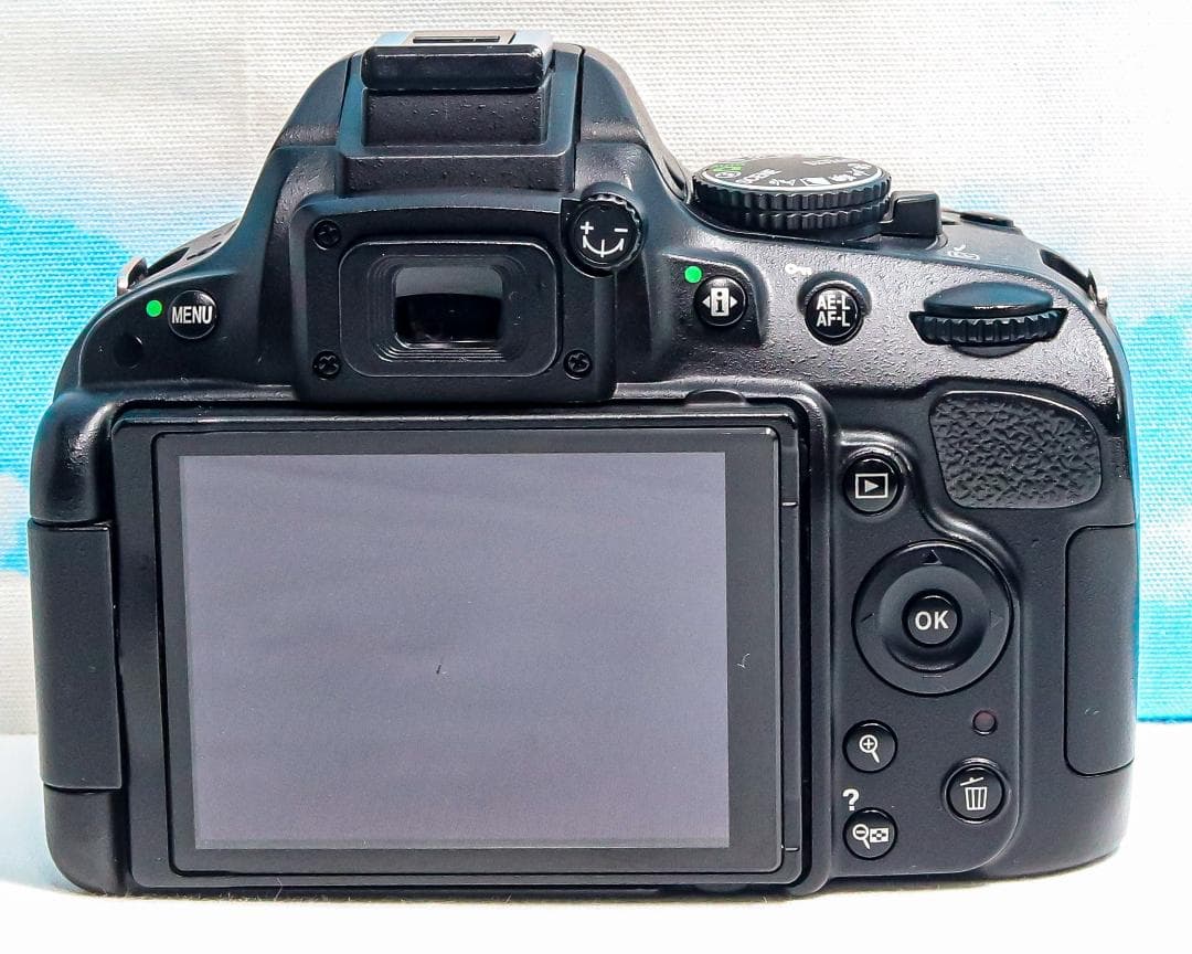 Nikon D5100⭐️スマホに転送♪⭐️届いてすぐ使える！⭐️ダブルレンズ