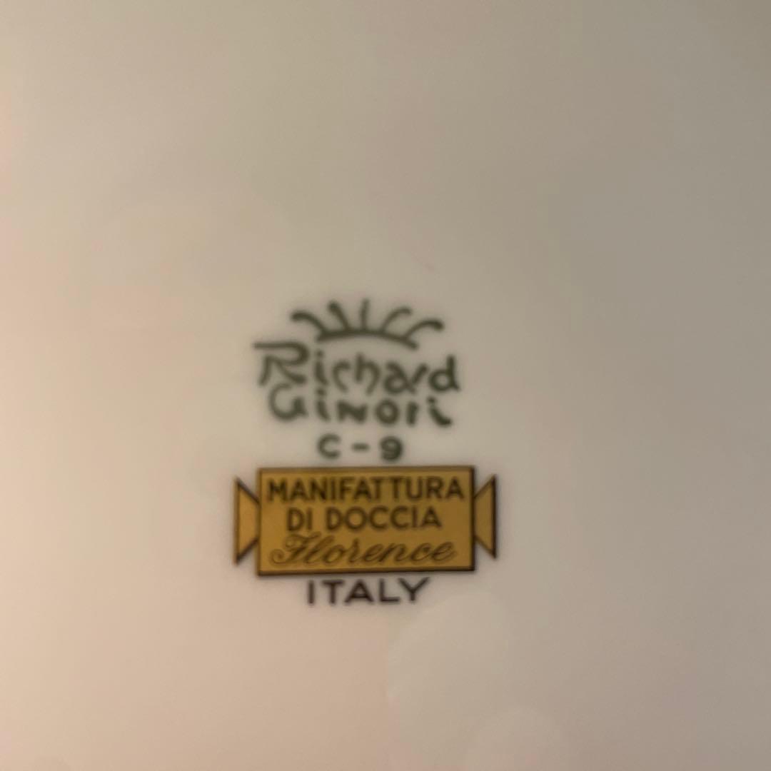 リチャードジノリ　シリーズは、インペロトスカーナ　手描き風景画・金彩　新品未使用