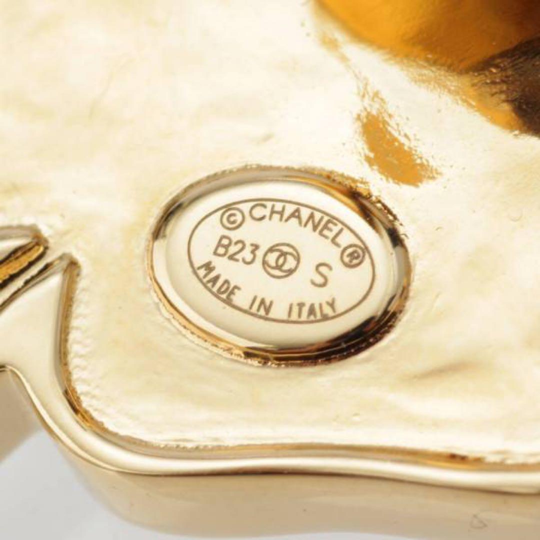 【新品】CHANEL シャネル B23S ココマーク クローバー ピンブローチ
