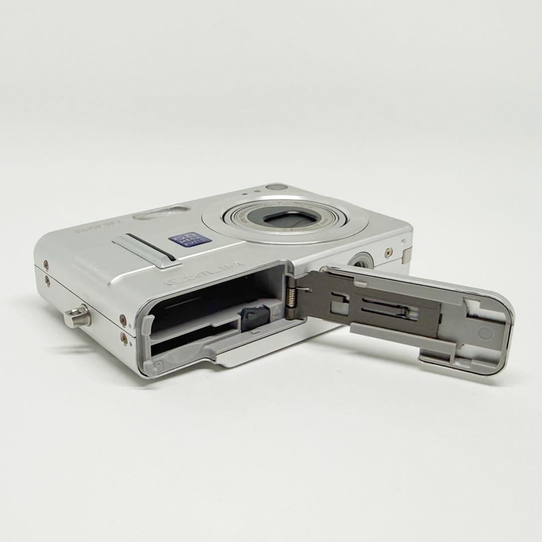 CASIO EXILIM EX-Z55 シルバー カシオ コンデジ