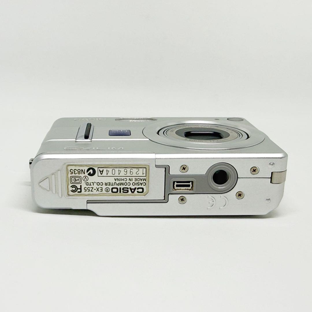 CASIO EXILIM EX-Z55 シルバー カシオ コンデジ