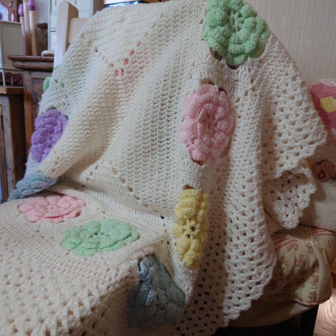 ヴィンテージ、ポコポコお花のブランケット