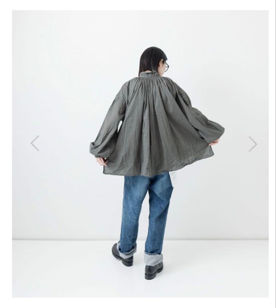 ネジ  Veritecoeur アンティークブラウス