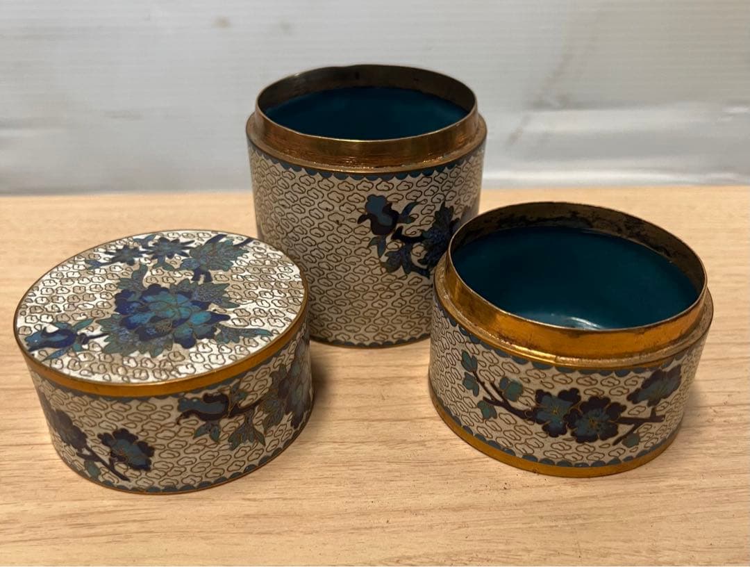 七宝焼　香合　花文　唐物　古玩　置物　インテリア　工芸品　美術品