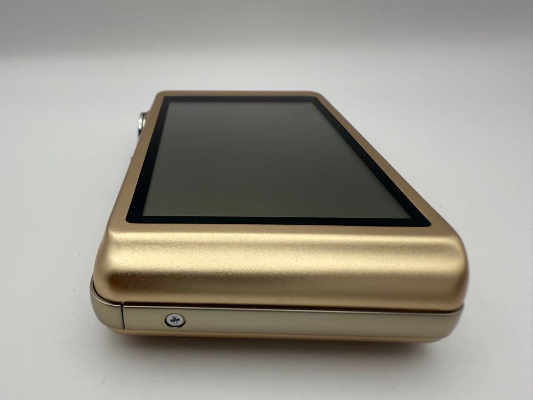 【極美品】 Panasonic LUMIX DMC-FH7 ゴールド