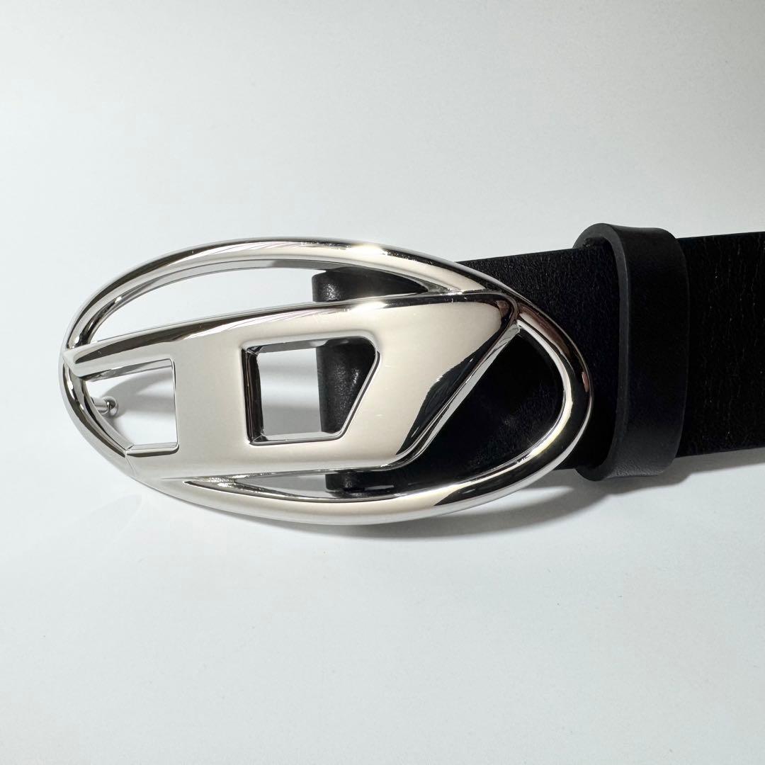 【極美品】DIESEL レザー　べルト ブラック ロゴ バックル