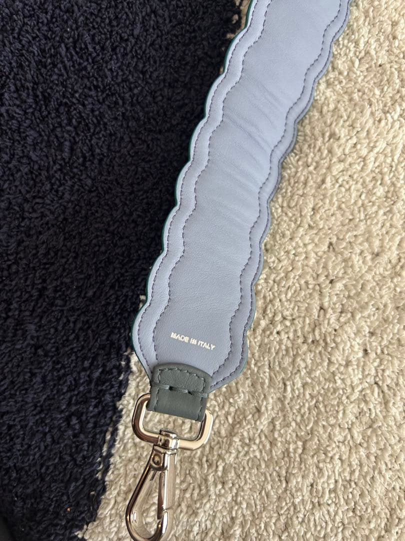 Fendi ストラップユー　パール