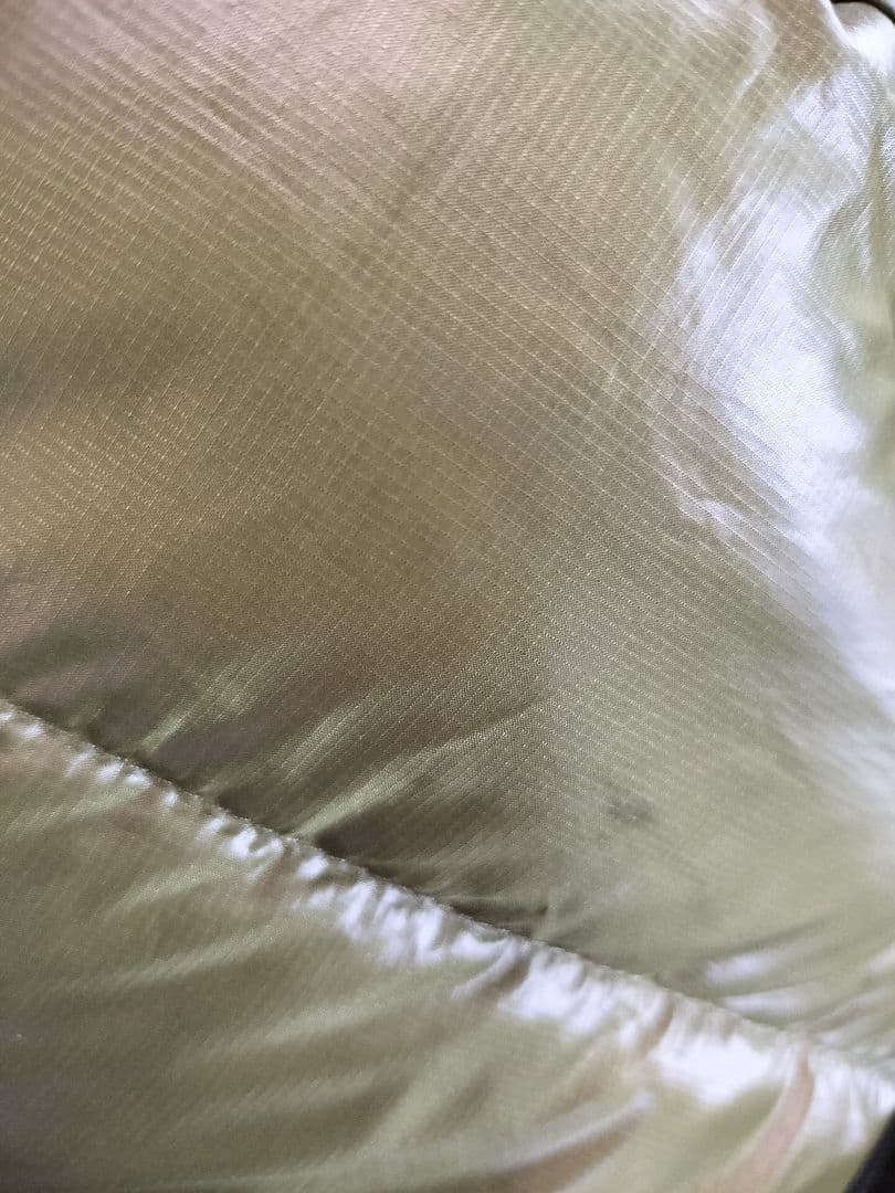 専用です。　　patagonia フード付きダウンジャケット オリーブグリーン