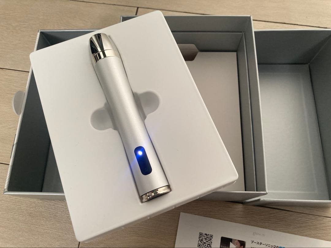 glow.m ブースターソニック　美顔器