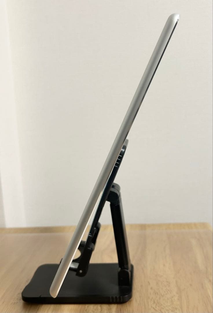 iPad Wi-Fiモデル 128GB 本体 シルバー