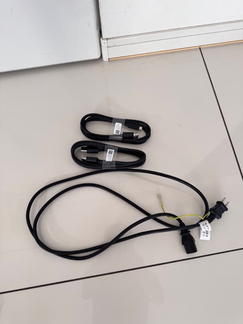 DELL 曲面モニター S3221QS