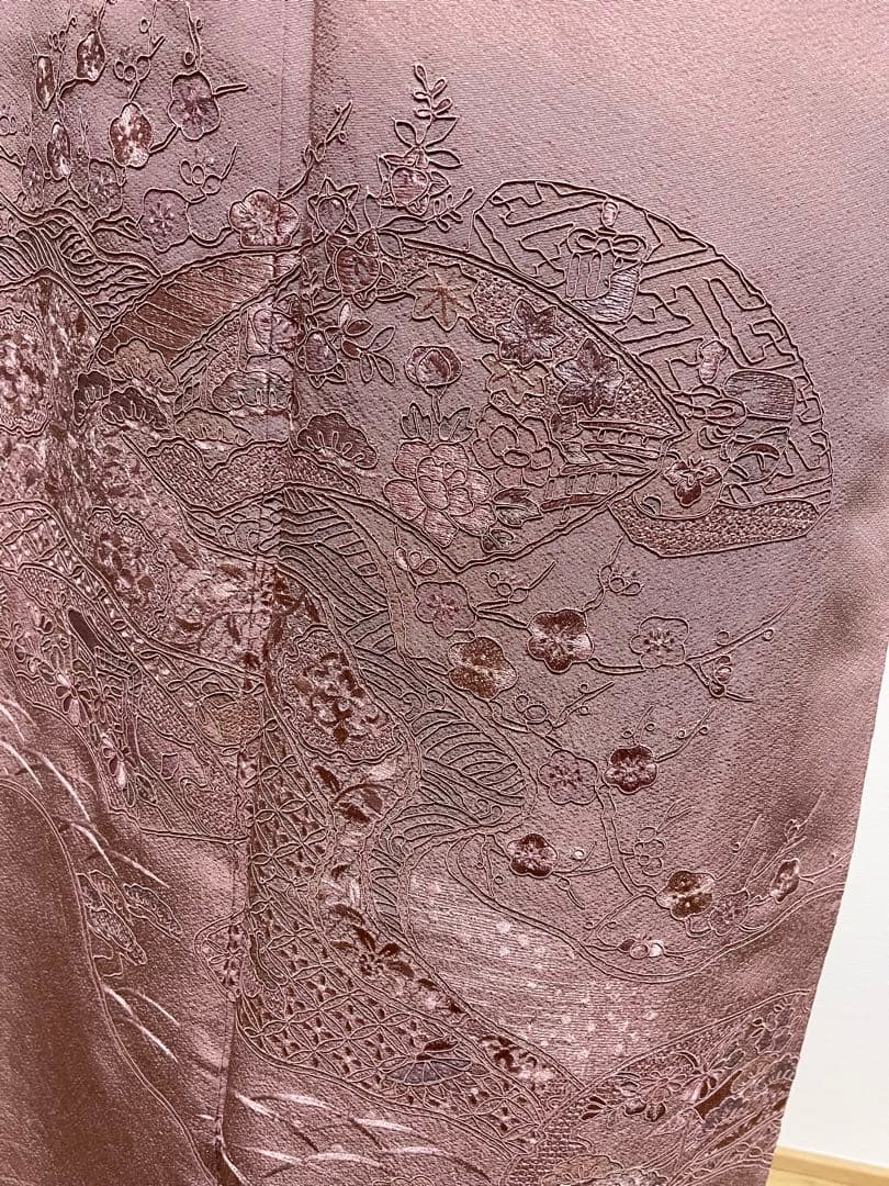 い*ん様 訪問着　付け下げ　着物　色無地　スワトウ刺繍