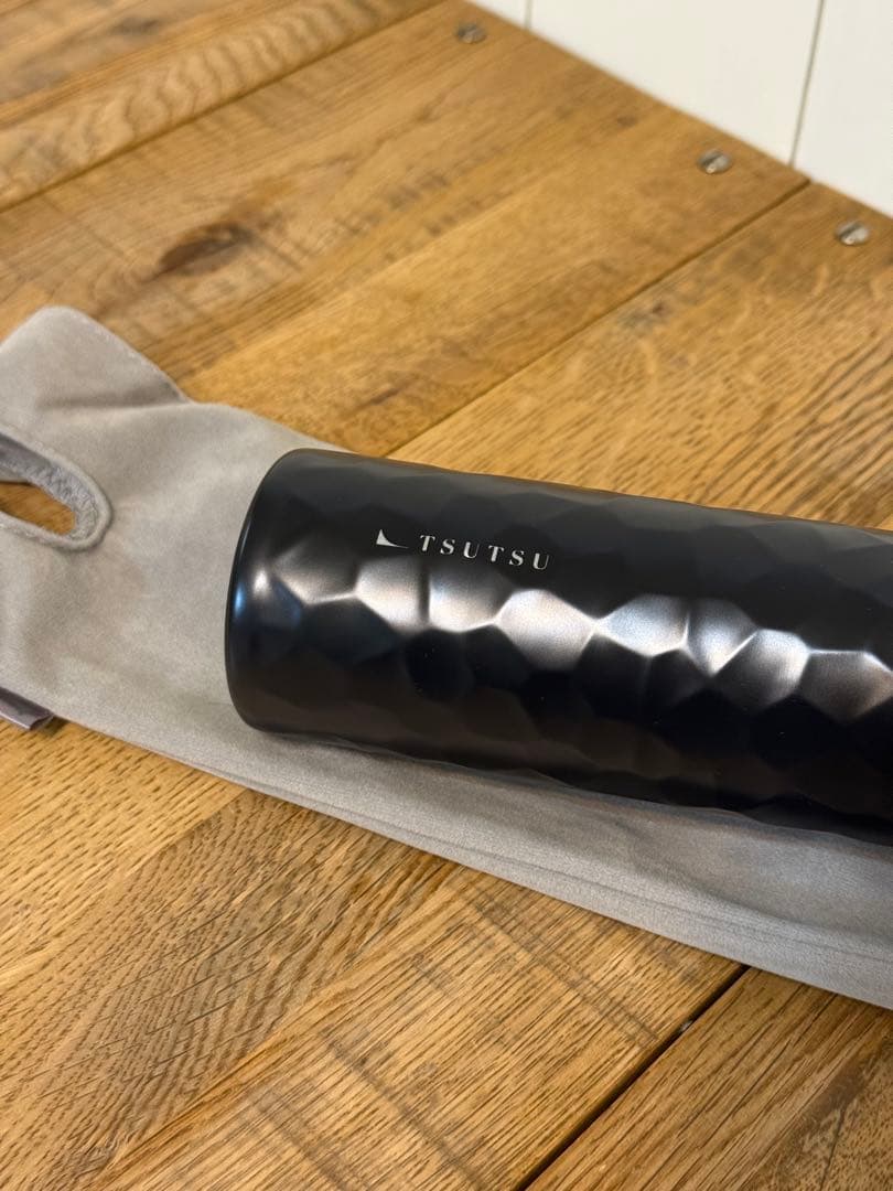 新品 TSUTSU ステンレス製携帯用まほうびん TS-270VBK