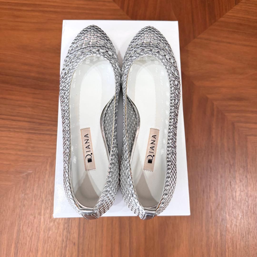 試着のみ DIANA 編み上げポインテッドトゥフラットパンプス シルバー23cm