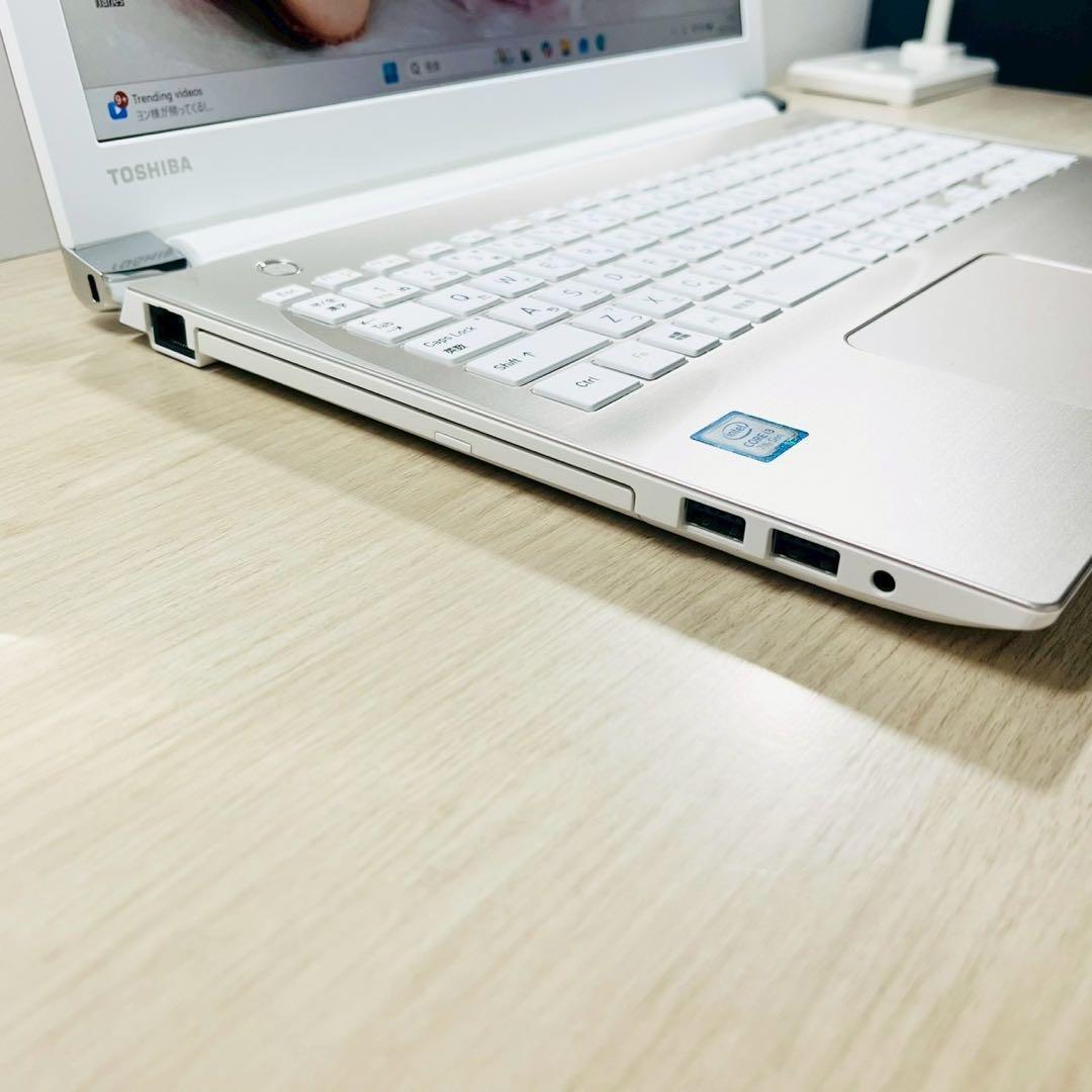 美品✨大容量SSD512GB✨フルHD✨DVD✨カメラ ノートパソコン 東芝