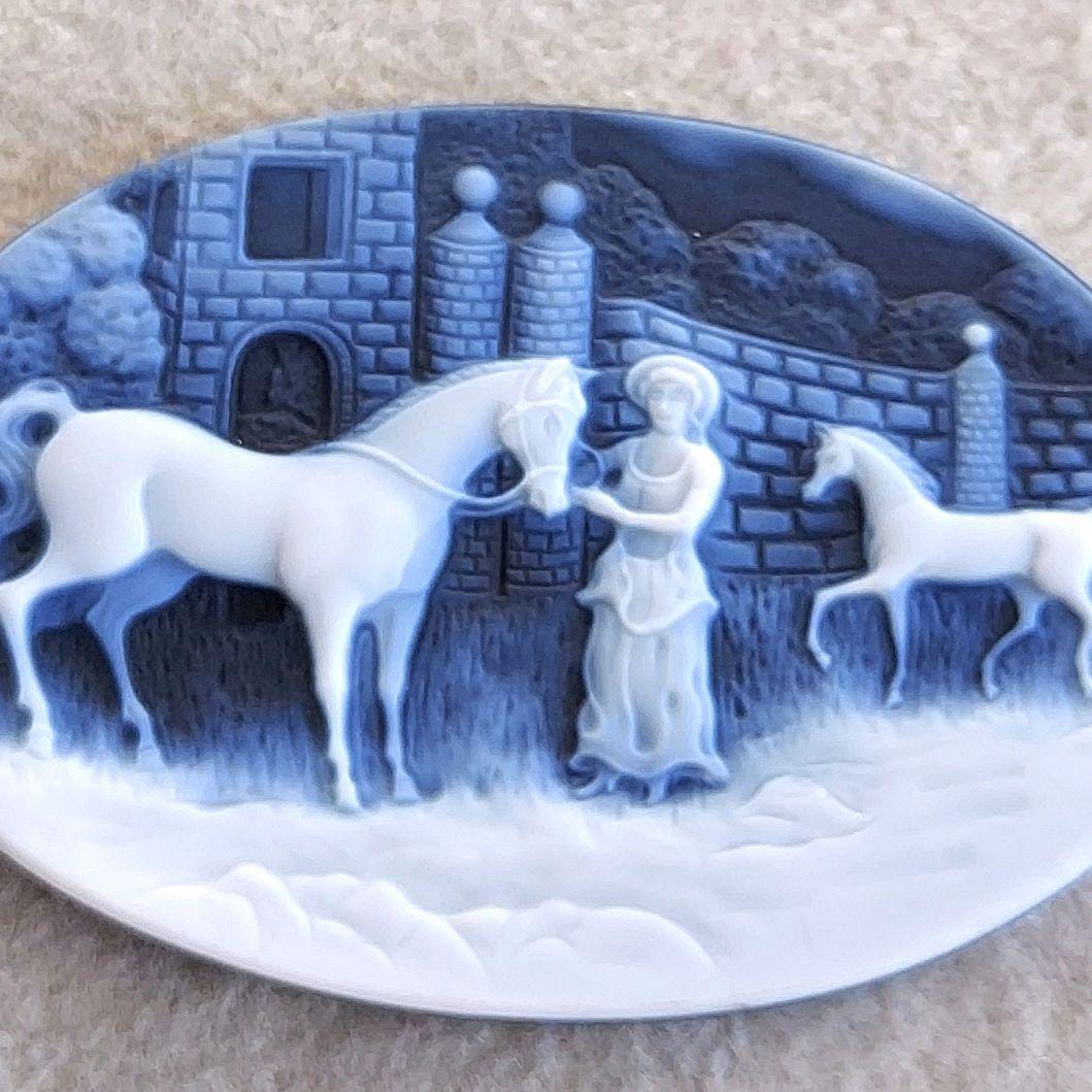 馬と女性　メノウ　カメオ　ルース