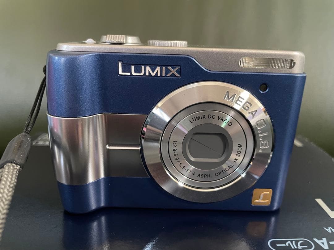 【美品】 LUMIX DMC-LS1-A ブルー デジタルカメラ パナソニック