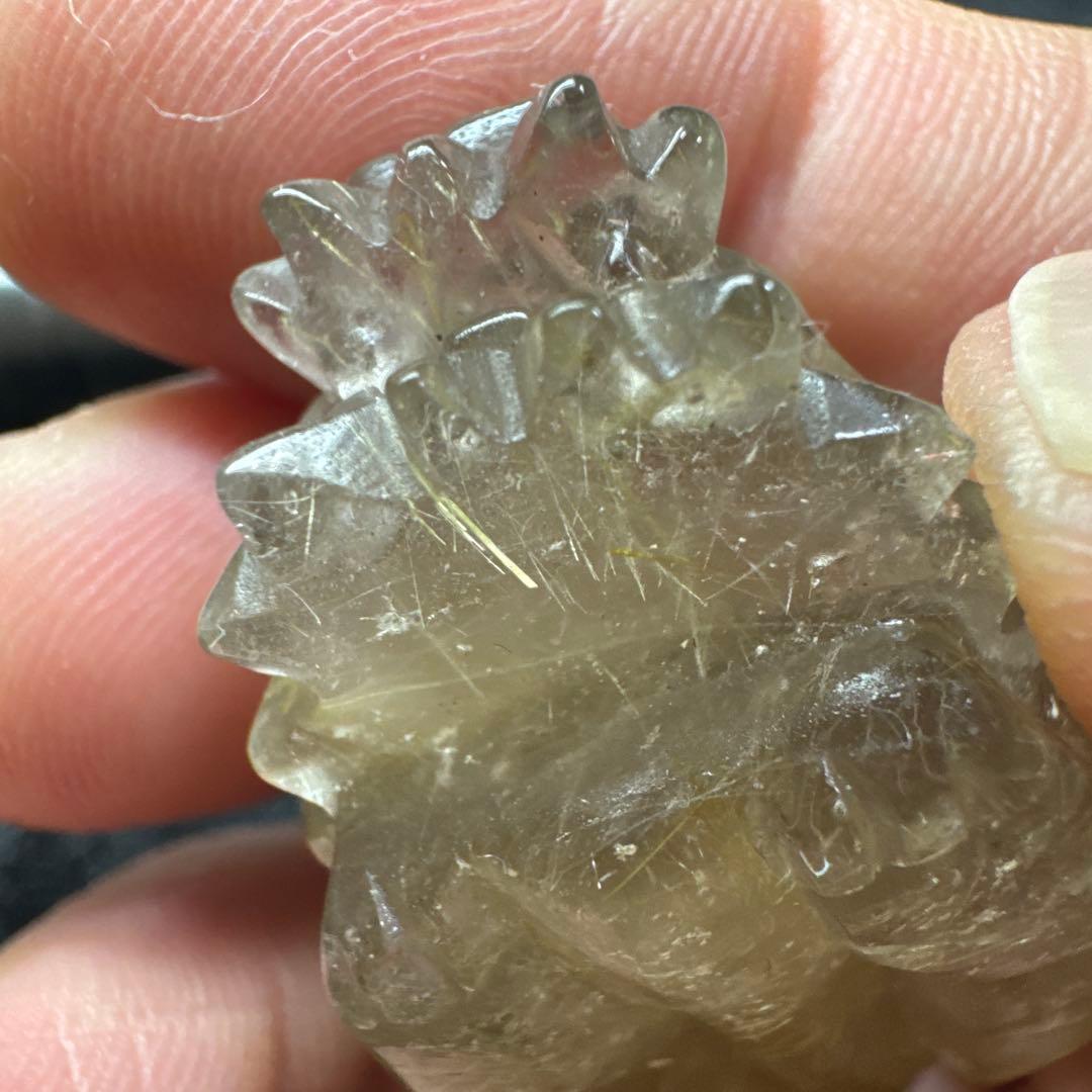 【高品質】ルチルクォーツ 龍亀 彫刻 約47mm 天然石