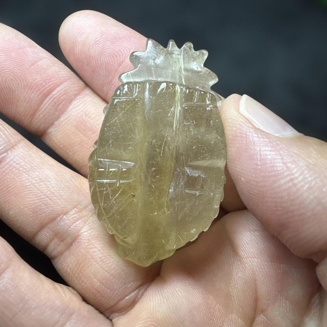 【高品質】ルチルクォーツ 龍亀 彫刻 約47mm 天然石