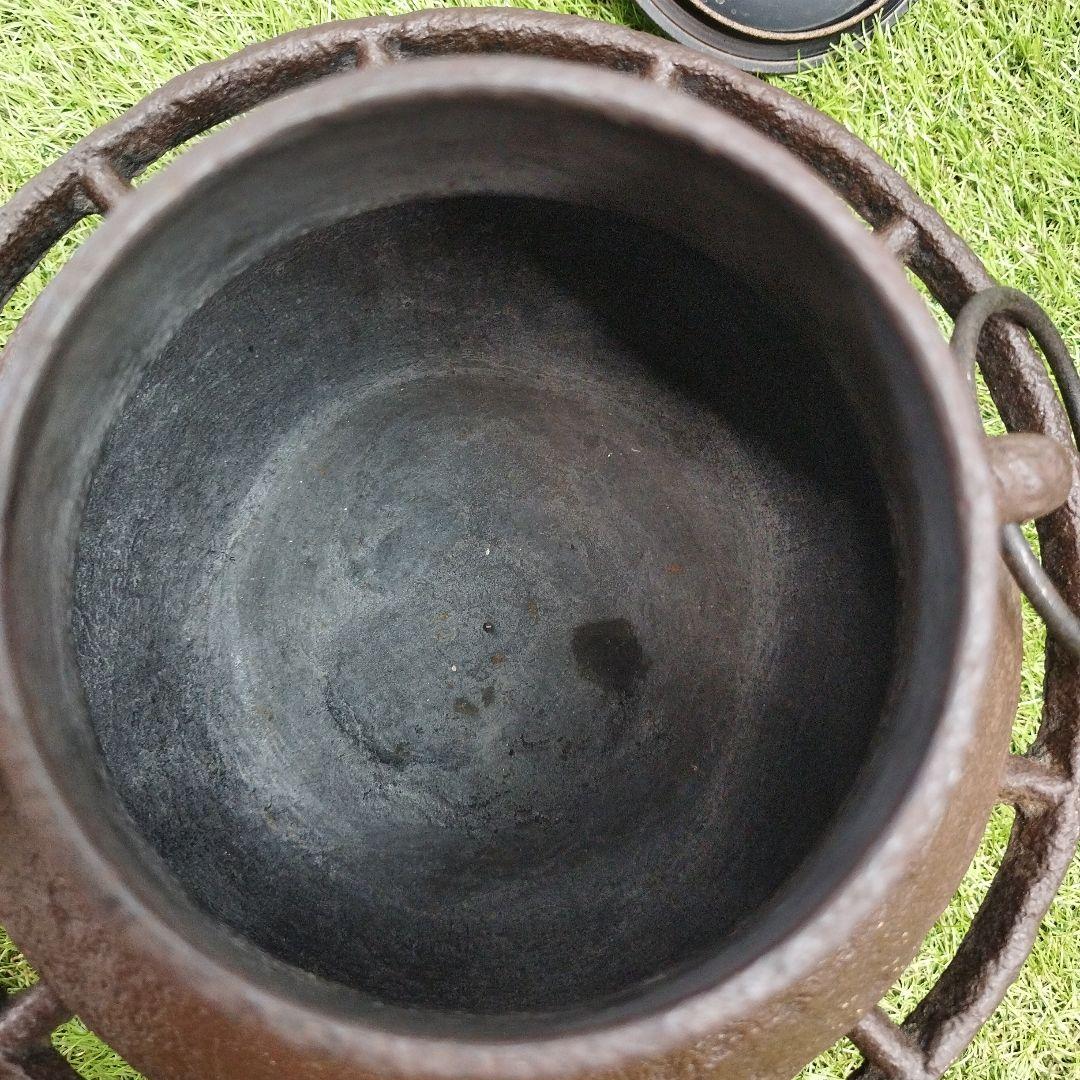 骨董品 南部鉄器 風炉 風炉釜 茶道具 煎茶道具 車軸釜 火鉢