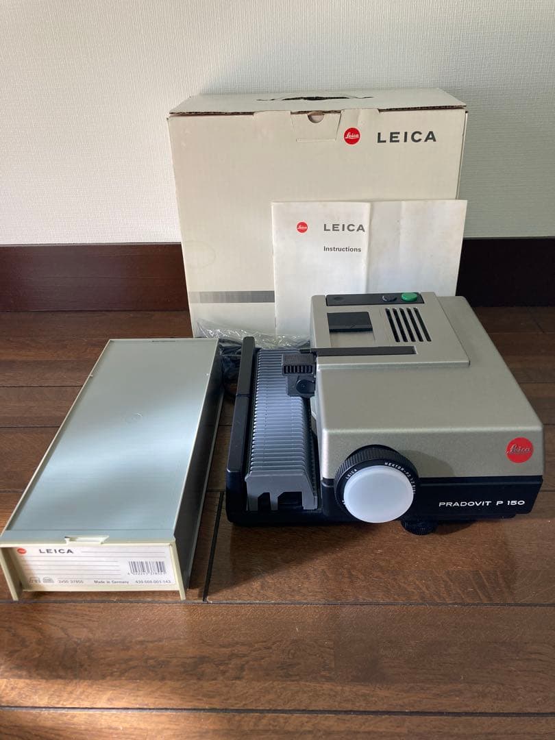 ☆ks☆ Leica PRADOVIT P 150 フィルムプロジェクター