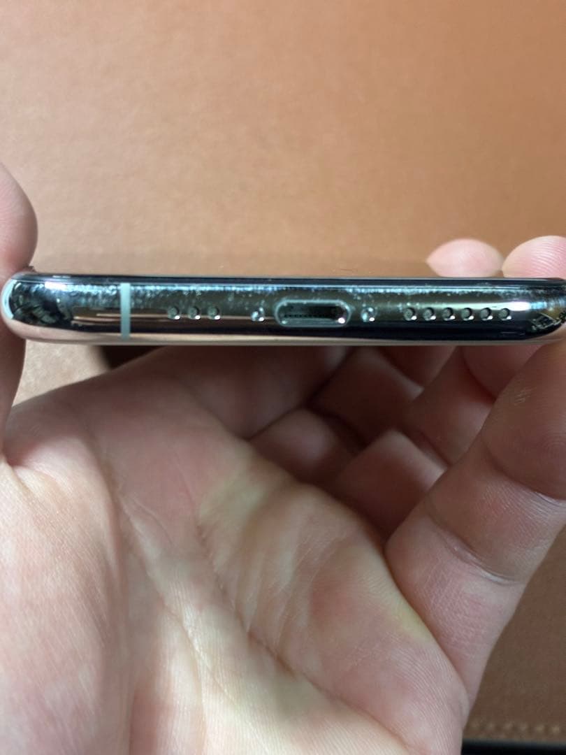 iPhone 11 Pro 256GB シルバー　バッテリー90%