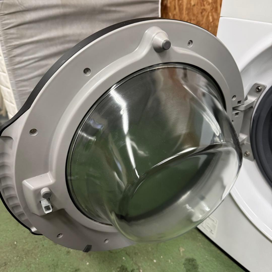 246 2023年製ドラム式洗濯機　乾燥付　8/4kg 小型　一人暮らし　左開き