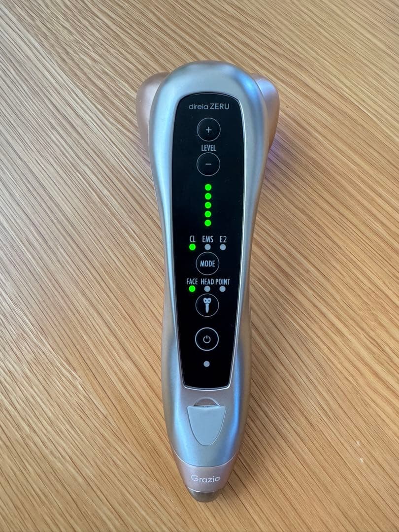 美品　ディレイアゼル　家庭用美顔器　コードレス　EMS