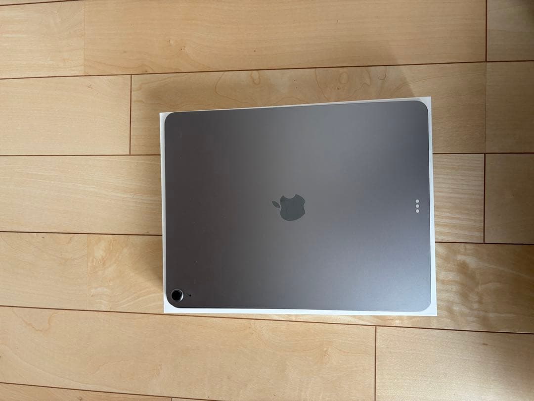 Apple iPad 13インチ スペースグレー 本体