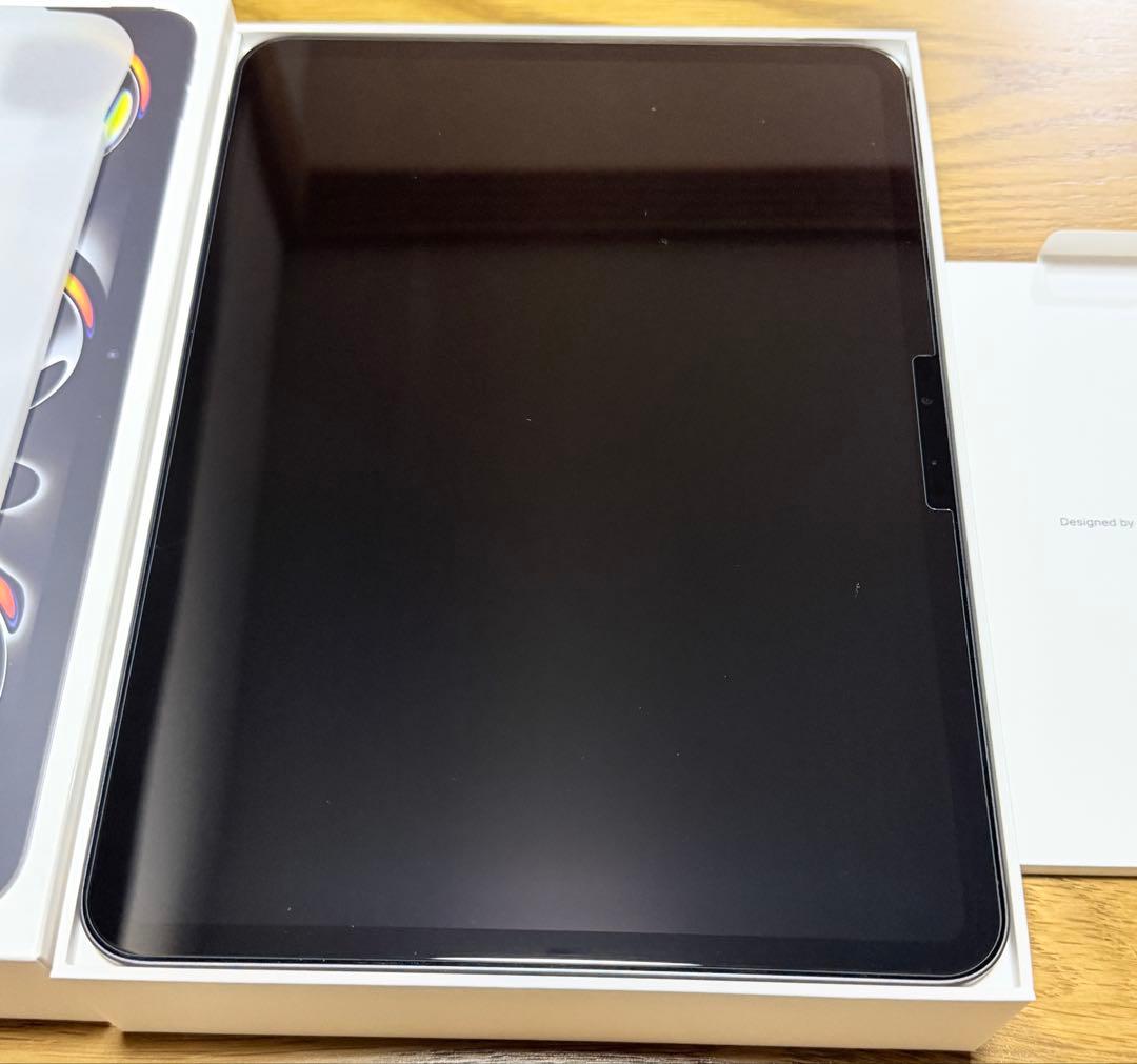 マイちゃん様　iPadPro 11インチ M5 スペースブラック　256GB