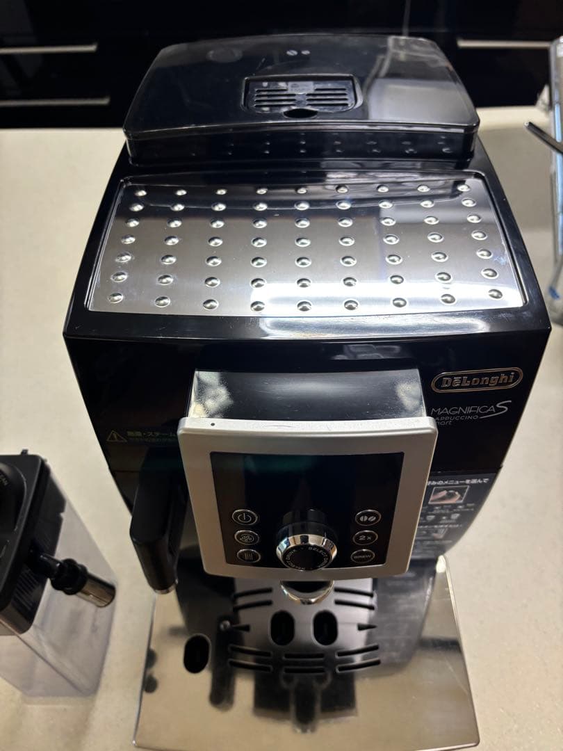 ゆうた0312 【ジャンク】デロンギマグニフィカS カプチーノ ECAM