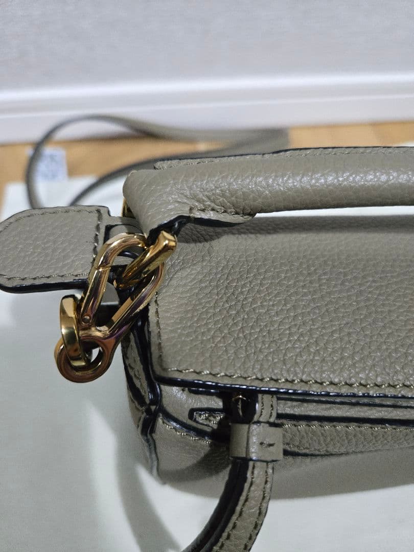 LOEWE パズルバッグ ミニ & モノグラム チャーム