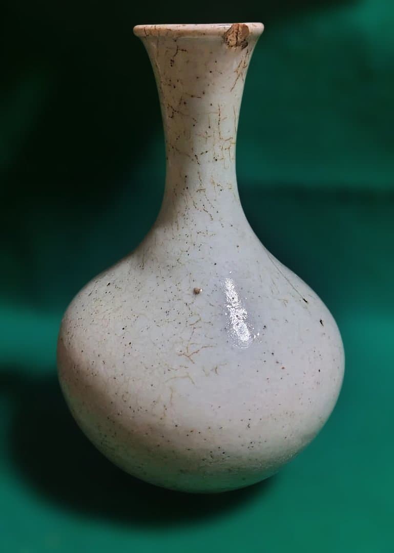 白色陶器ボトル 中型　白磁　李朝