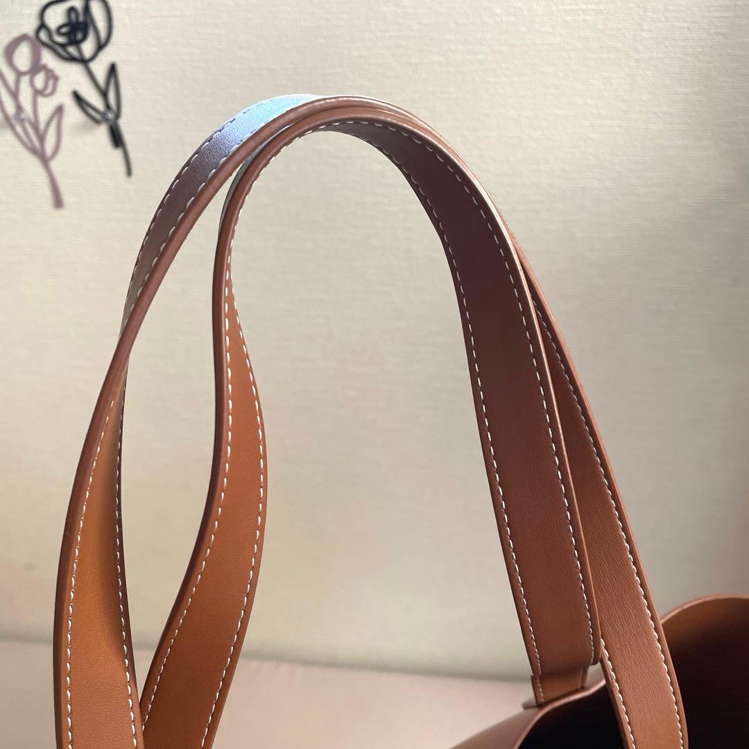 &MyuQERA アンドミューク ショルダーバッグ