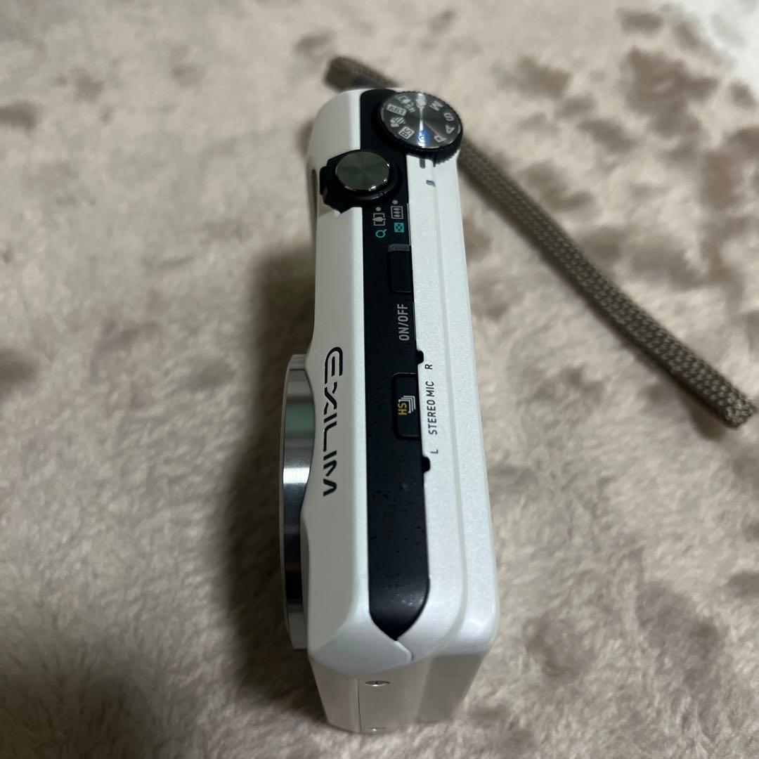 デジタルカメラ CASIO EXILM HS EX-ZR400