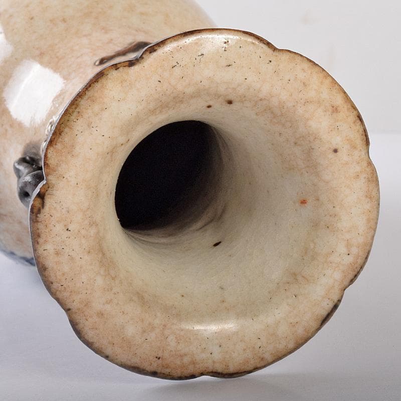 中国　成化年製　青花　花瓶文　貼梅双耳瓶　D　R7889