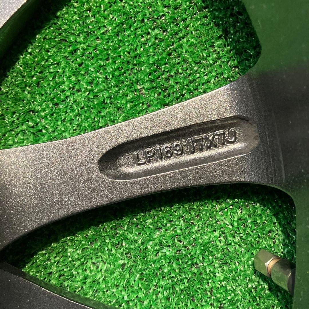 送料込 195/60R17 スタッドレスタイヤホイール4本セット ライズ(HV)