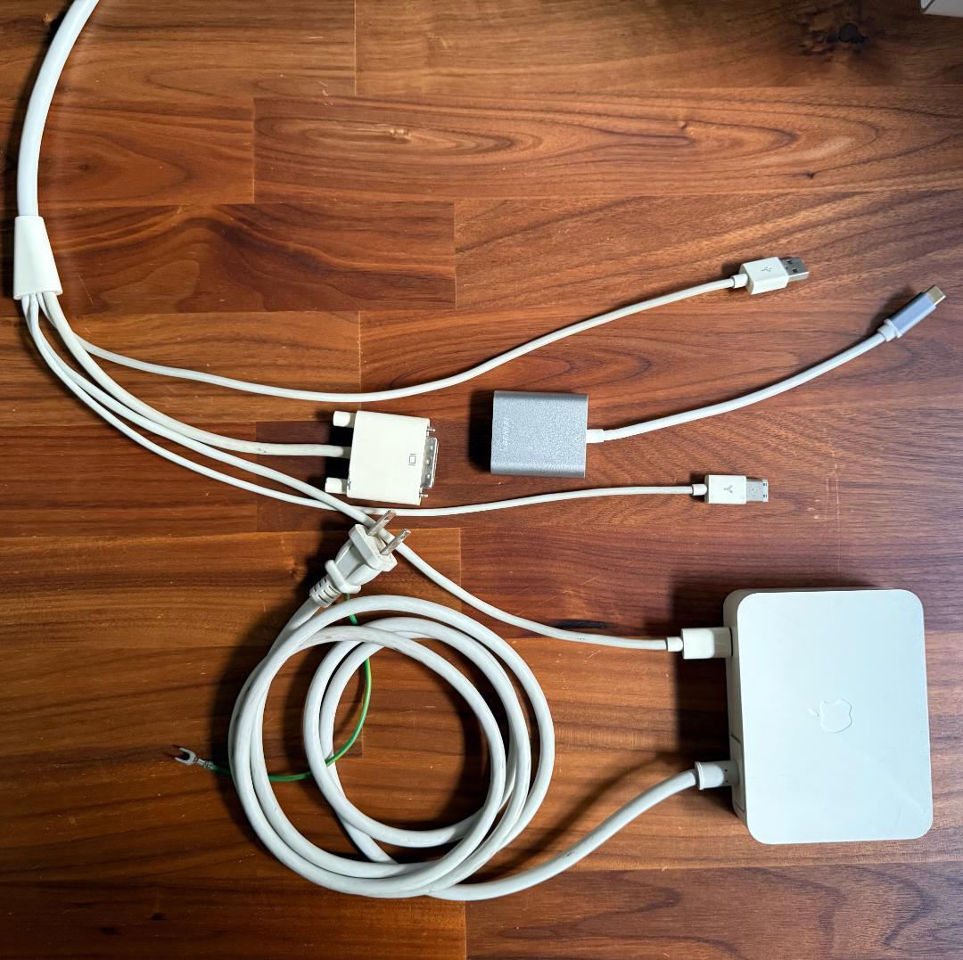 Apple Cinema Display 23インチ USB-C変換付き