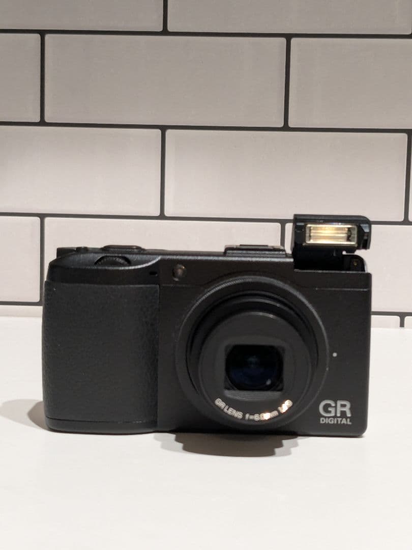 美品RIKOH GR DIGITAL III　ショット数僅か824回