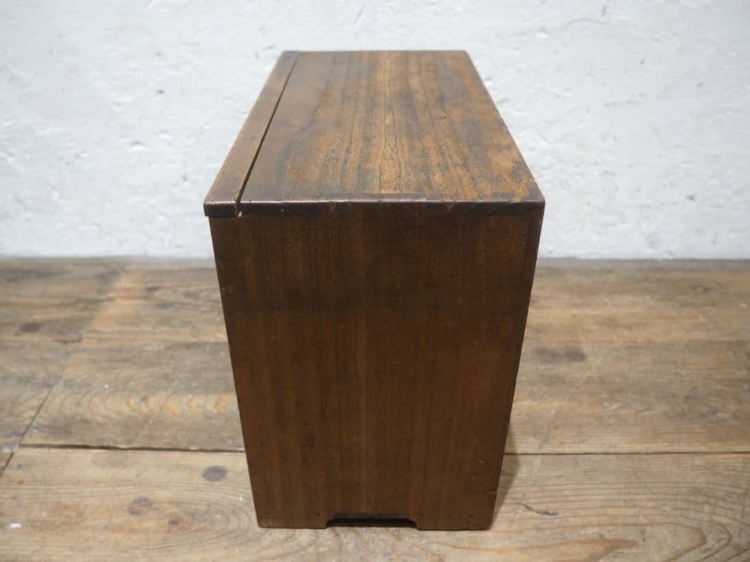 1378 ケンドン扉 レトロな桐の収納棚　ケース　古家具　古道具　アンティーク