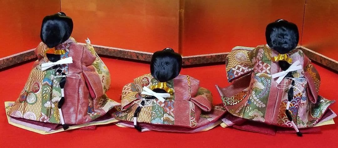 雛人形　三人官女　七宝柄