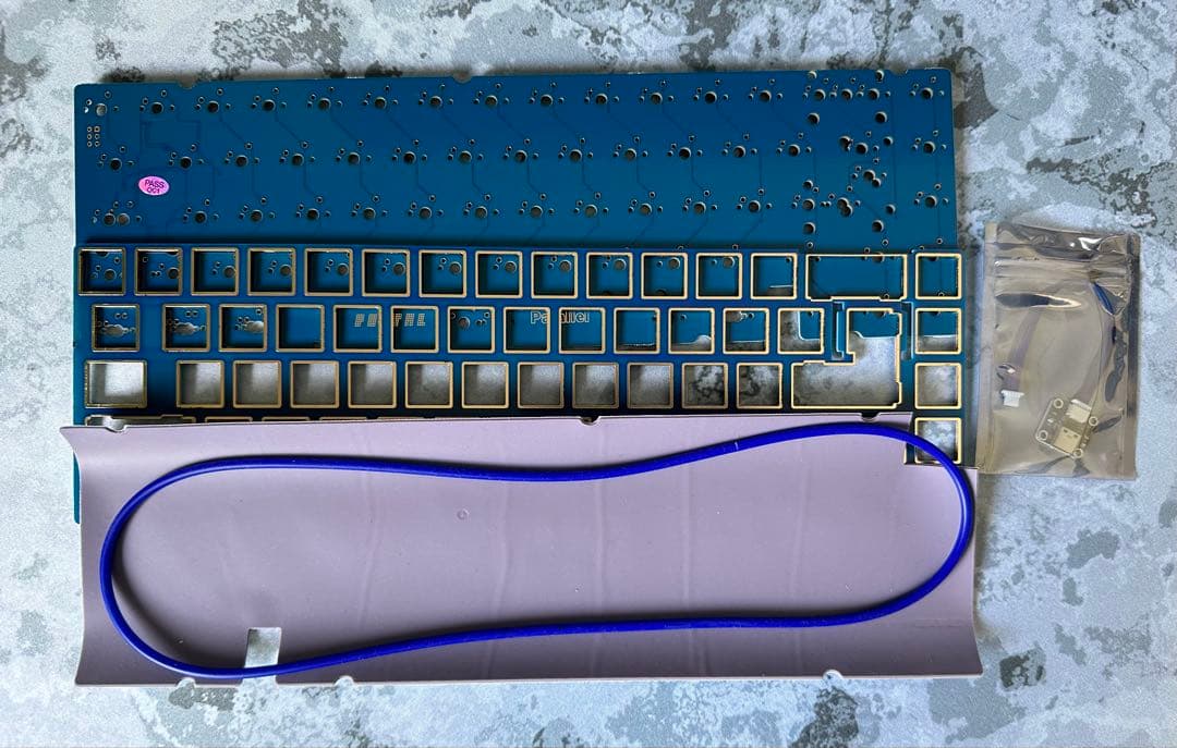 Portal 65% Black&rainbow PVD 自作キーボードキット