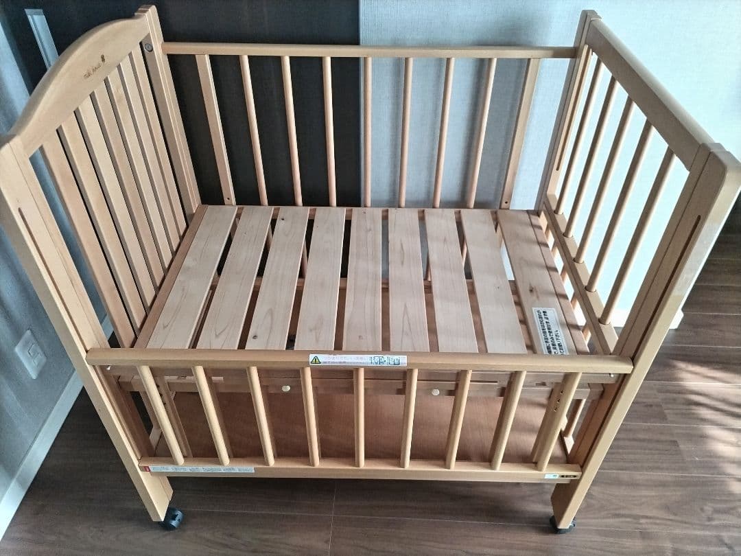 MIKI HOUSE 木製ベビーベッド キャスター付き