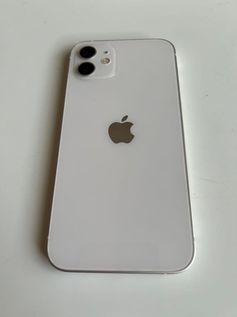 【緑】Apple iPhone 12 ホワイト 本体