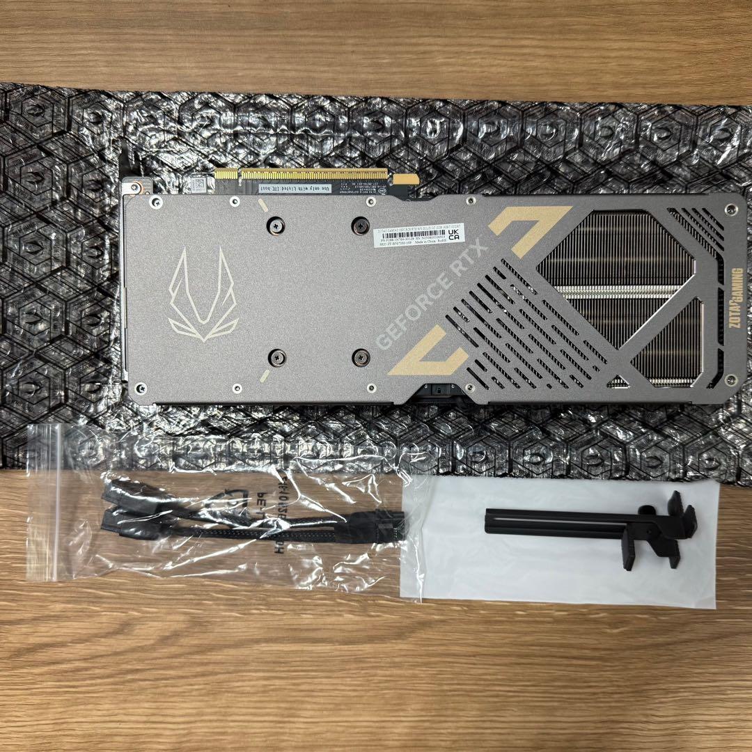 グラフィックボード・グラボ・ビデオカード ZOTAC GeForce RTX 5070 12GB