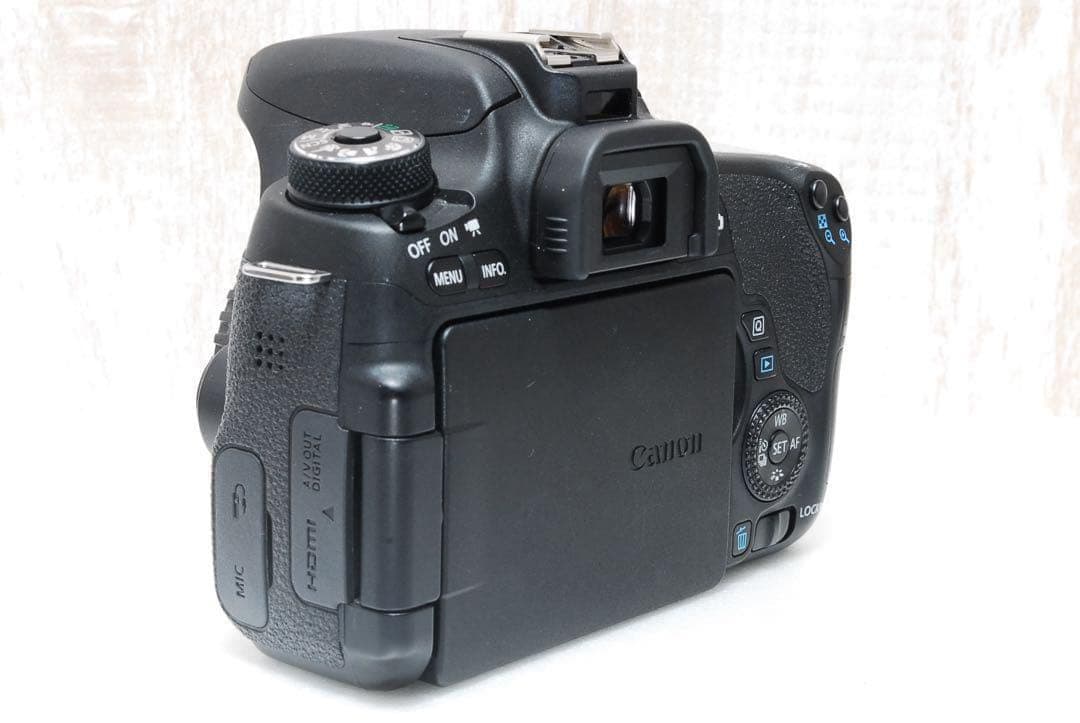 ❤️Wi-Fi搭載❤️取扱説明書付❤️バリアングル Canon EOS 8000D