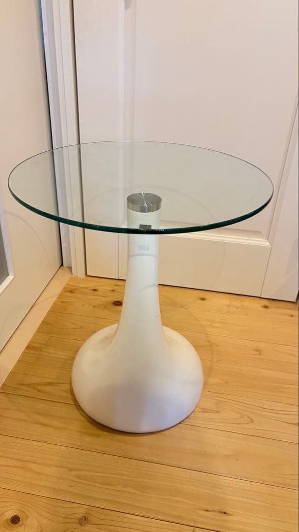 デザイナーズ　ACTUS アクタス　流線型　ガラス　サイドテーブル