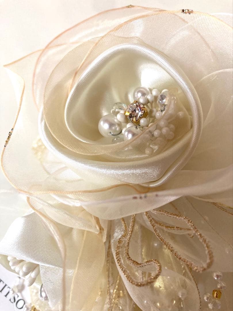 東京ソワール　PETITSOIR コサージュ ブローチホワイト色　新品未使用